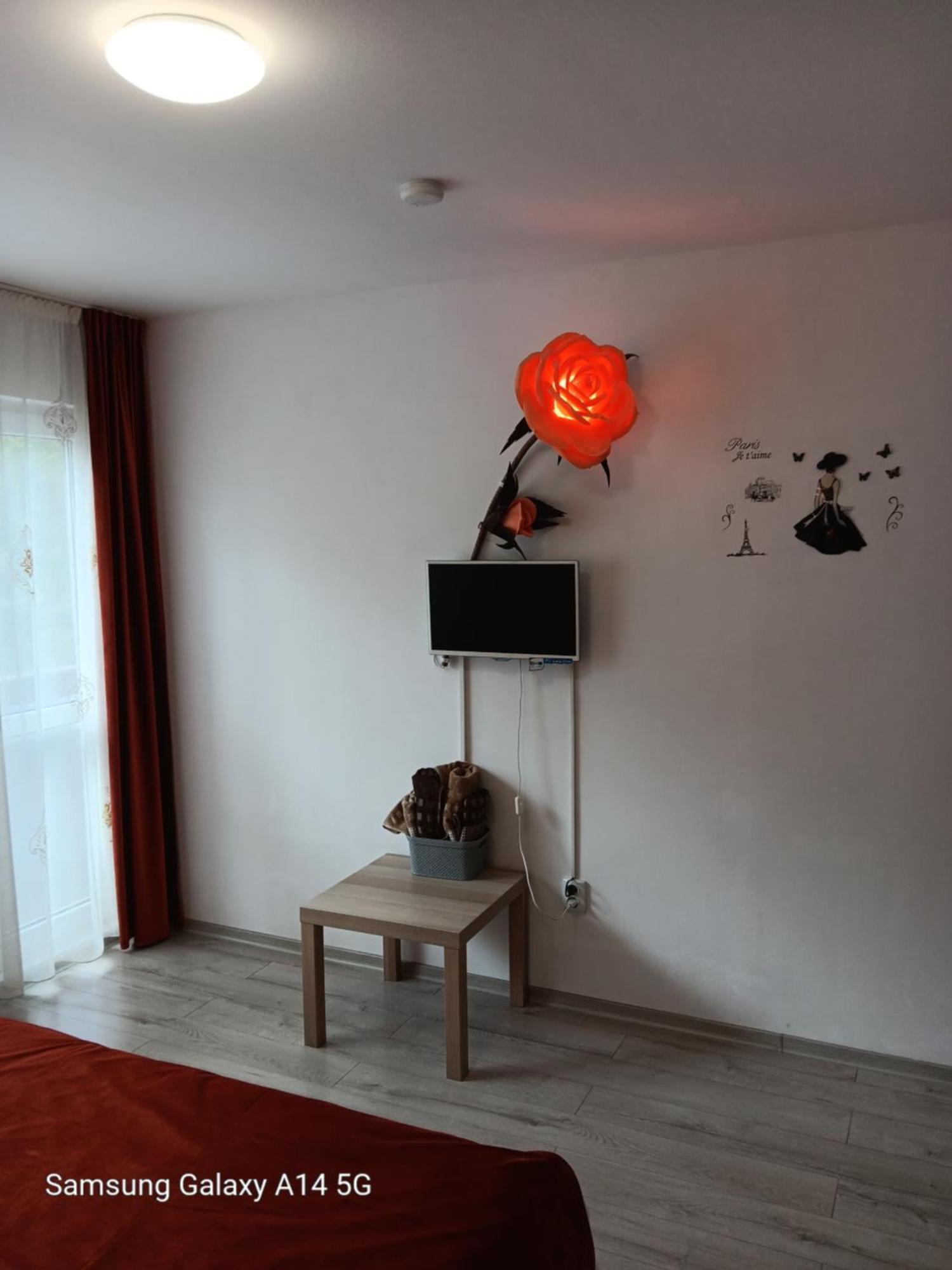 Casa Cu Semineu Moieciu Villa Moieciu de Jos Luaran gambar